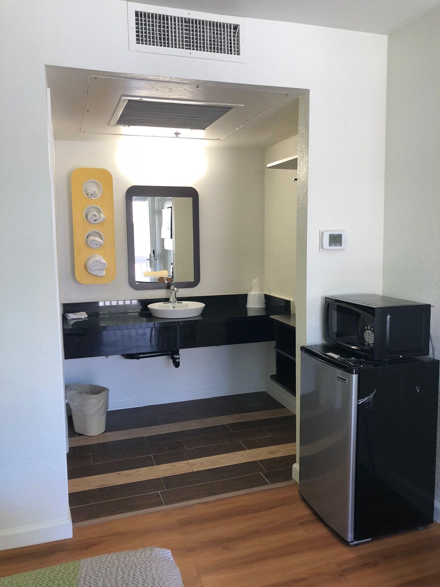6-barstow, Ca Hotel 2*