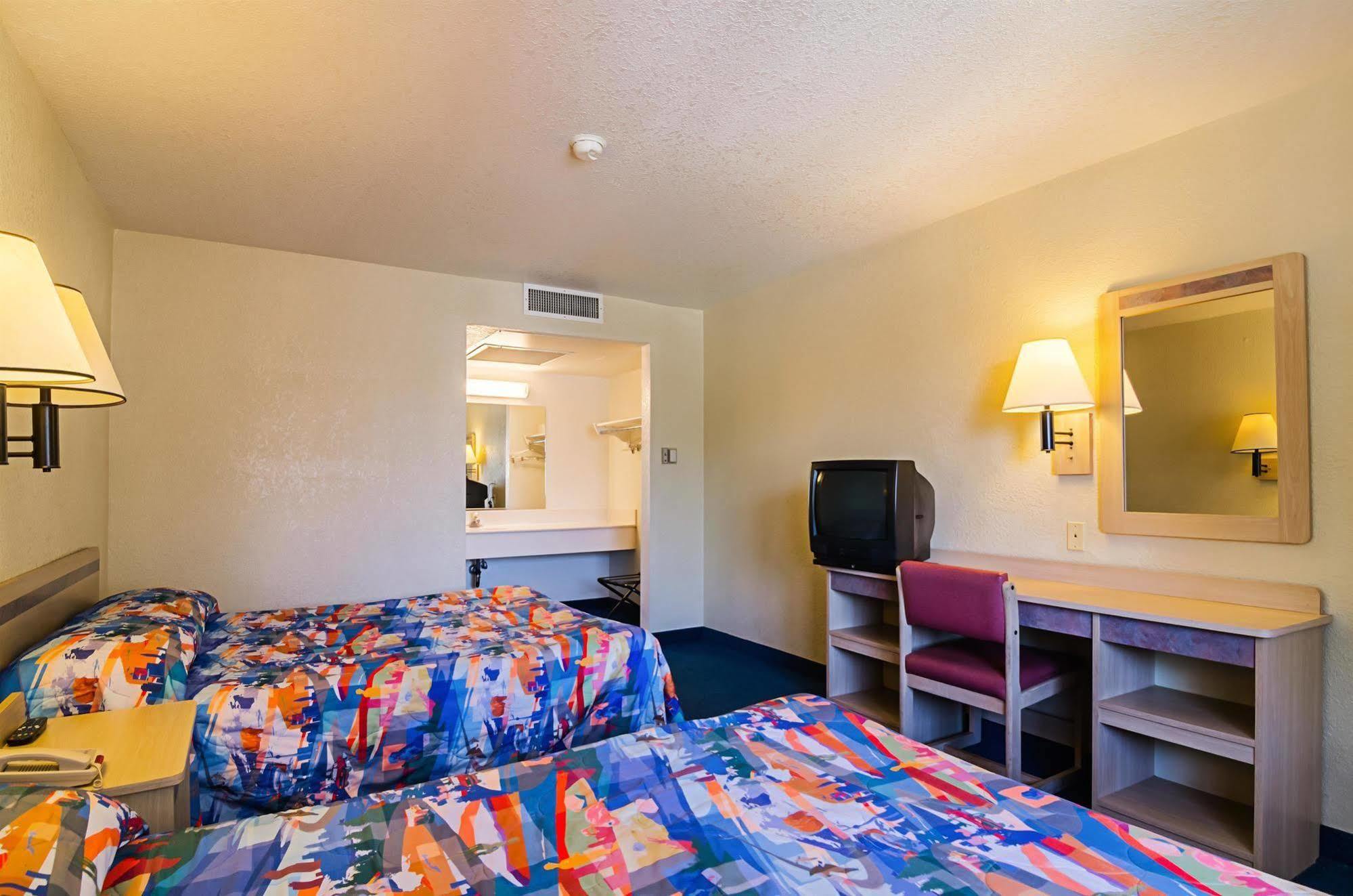 6-barstow, Ca