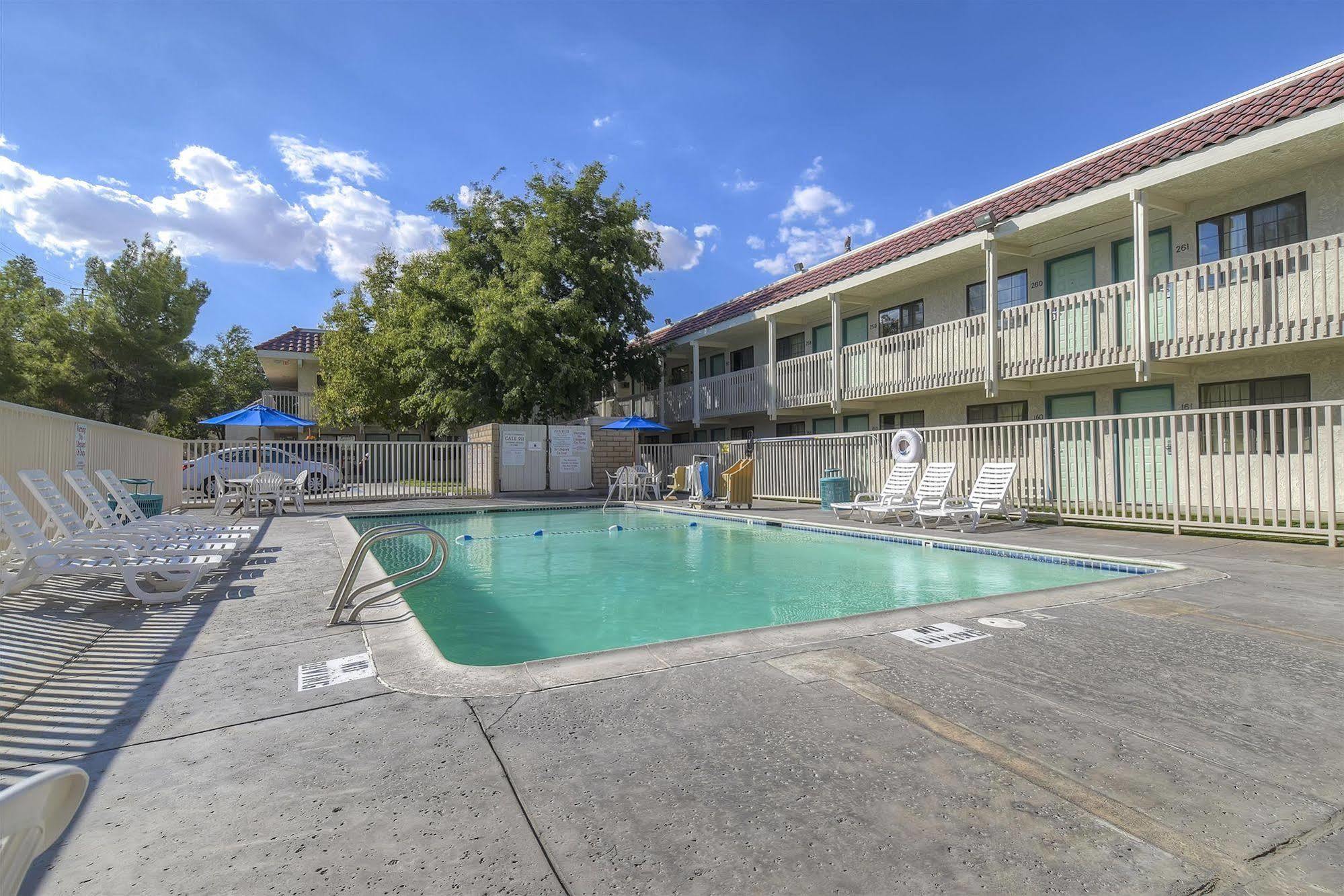 6-barstow, Ca Hotel 2*