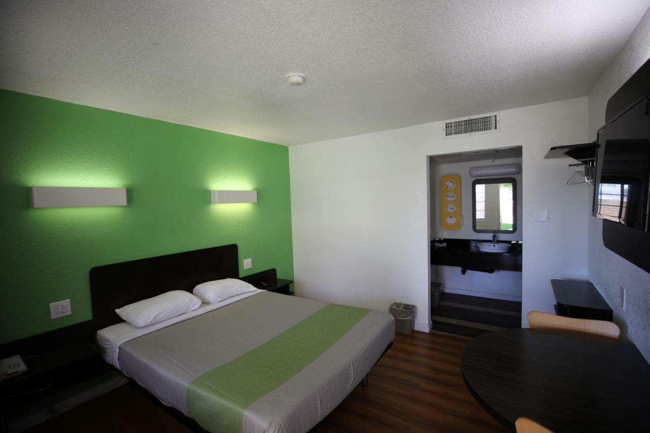 6-barstow, Ca